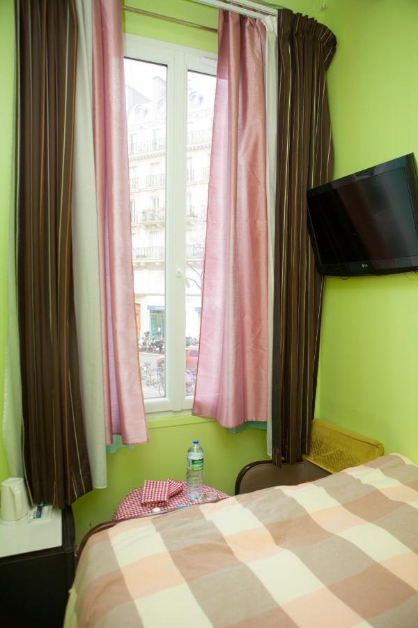 Bed and Breakfast Club246 Paris Saint Martin Экстерьер фото